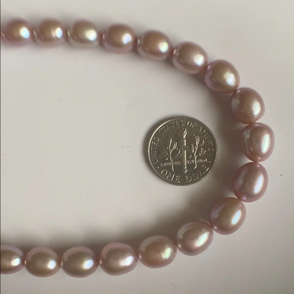 AAA Natural Lavender Cultured Pearl Necklace - 925 Sterling Silver - Picture 8 of 10